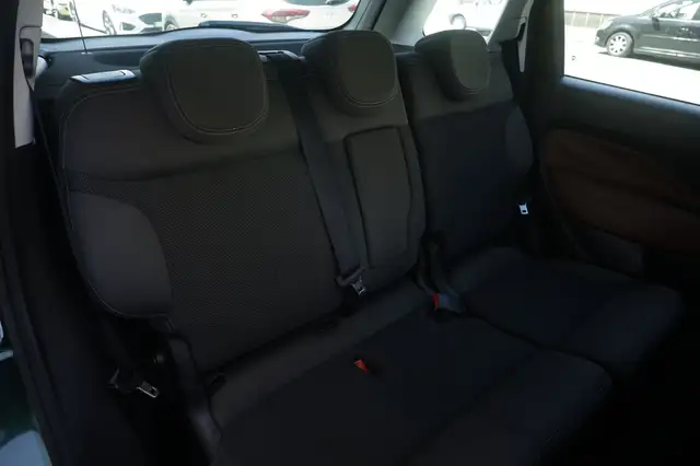 Fiat 500l view 13