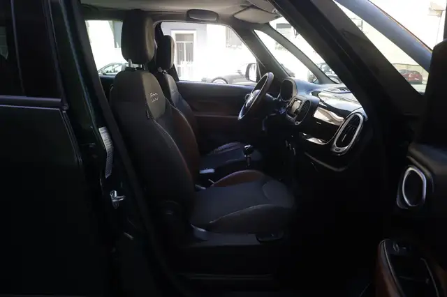 Fiat 500l view 11