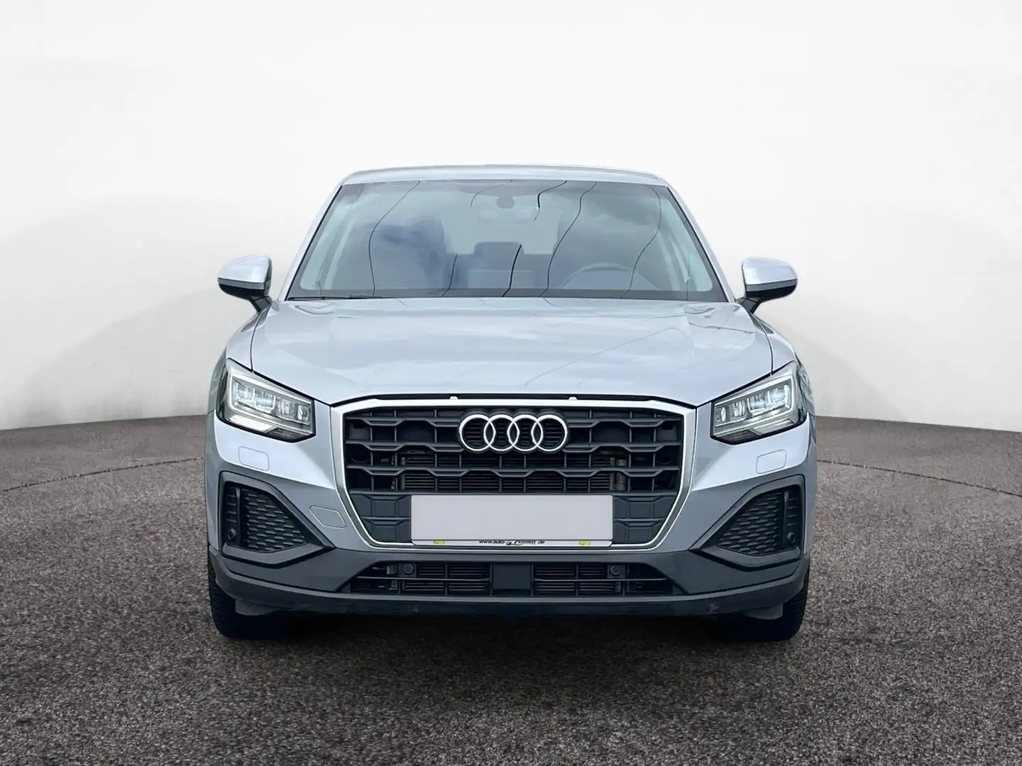 Audi Q2 35 TFSI S-tronic|NAV|LED|PDC|SMARTPHONE|DAB Silber - 2