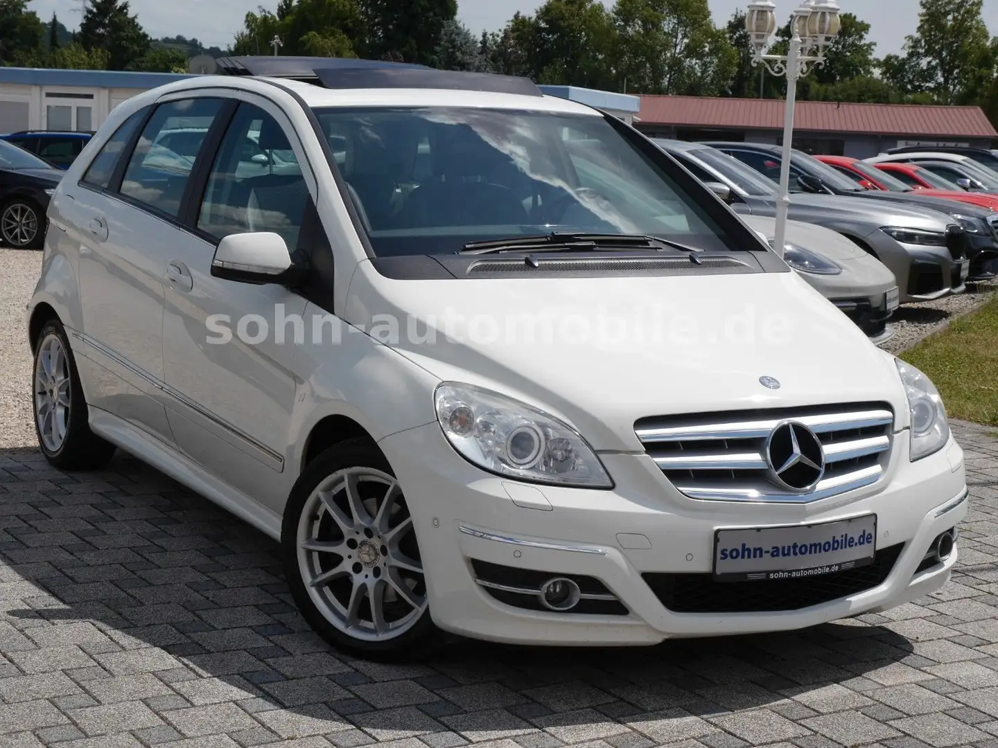 Mercedes-Benz B 200 CDI AUTOMATIK/Lamellendach/Leder/Xenon/PDC Weiß - 2