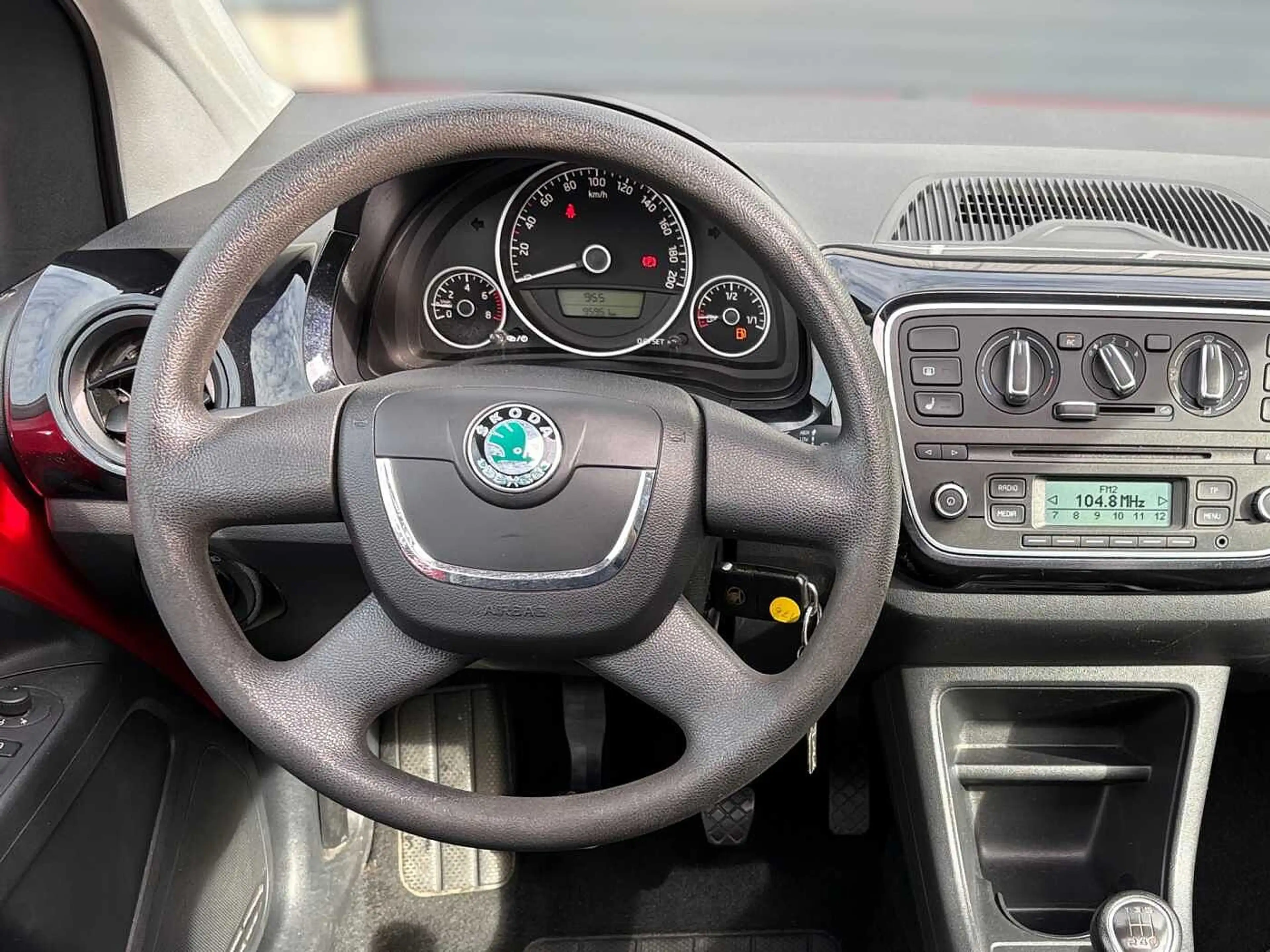 Skoda Citigo 1.0 MPI Elegance Garantie Panorama-Schiebedach Kli — photo 14