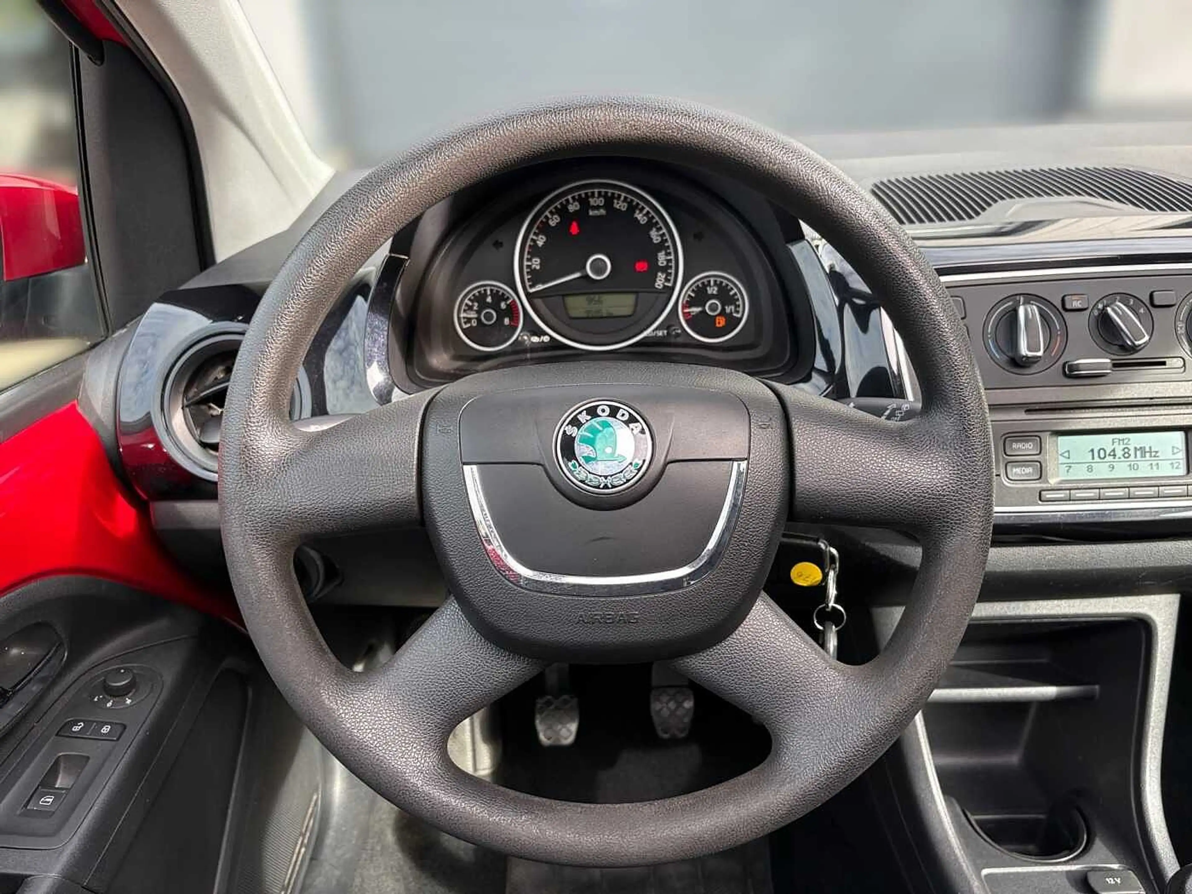 Skoda Citigo 1.0 MPI Elegance Garantie Panorama-Schiebedach Kli — photo 15