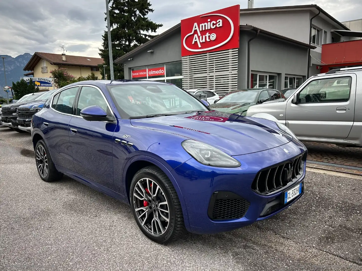 Maserati Grecale 2.0 MHEV 300 CV GT Albastru - 2