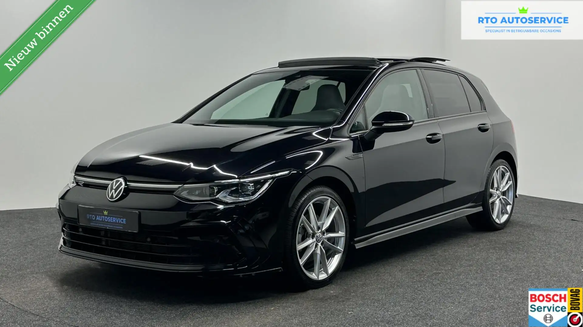 Volkswagen Golf 1.5 TSI R-Line Business+ PANO ACC IQ LIGHT. Negro - 1
