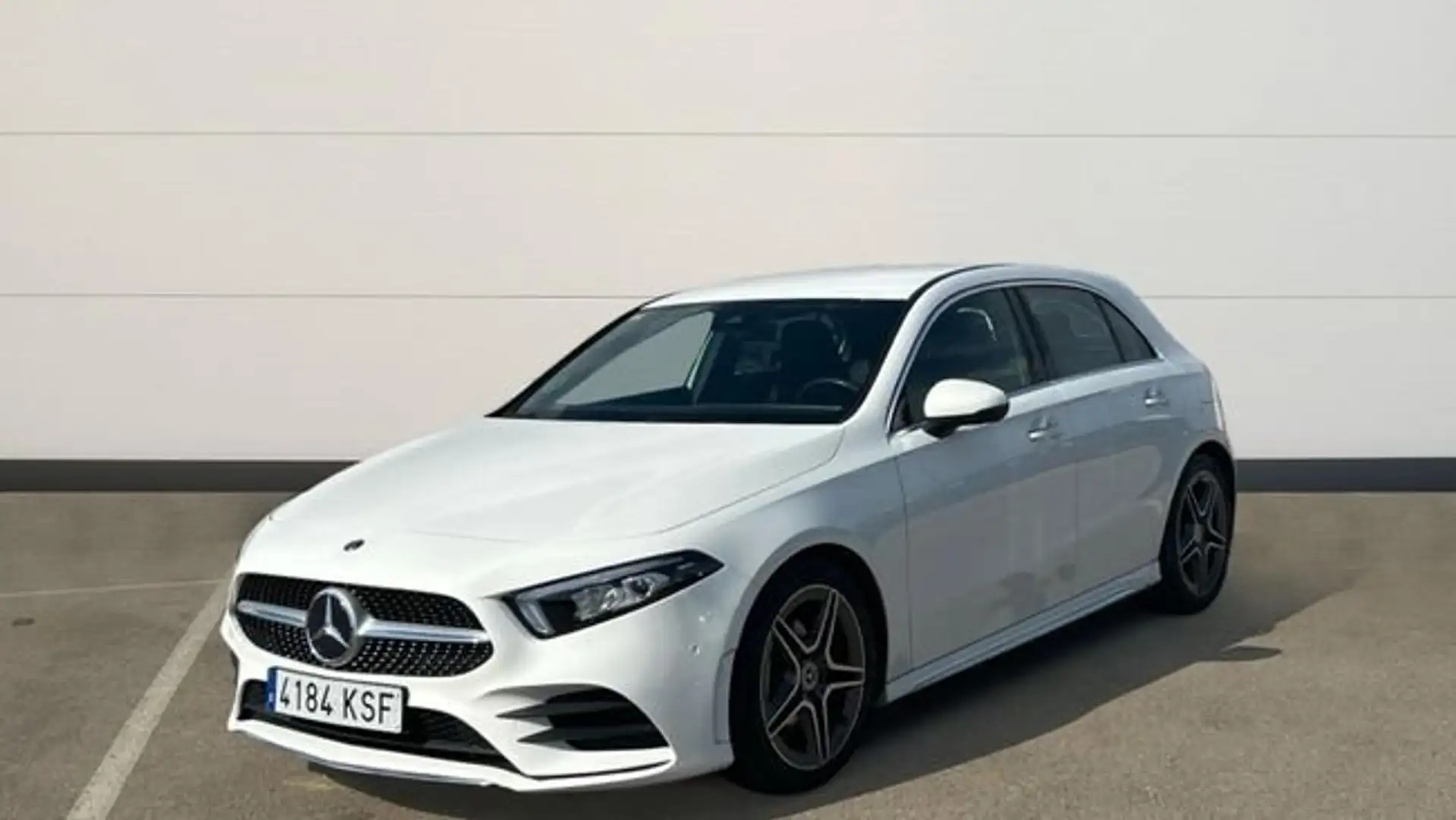 Mercedes-Benz A 180 1.5 D DCT 116 5P AMG Blanco - 2
