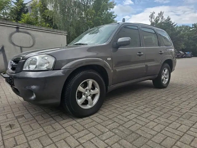 Mazda Tribute 3.0 V6 Exclusive Autom. 4x4 Adventure