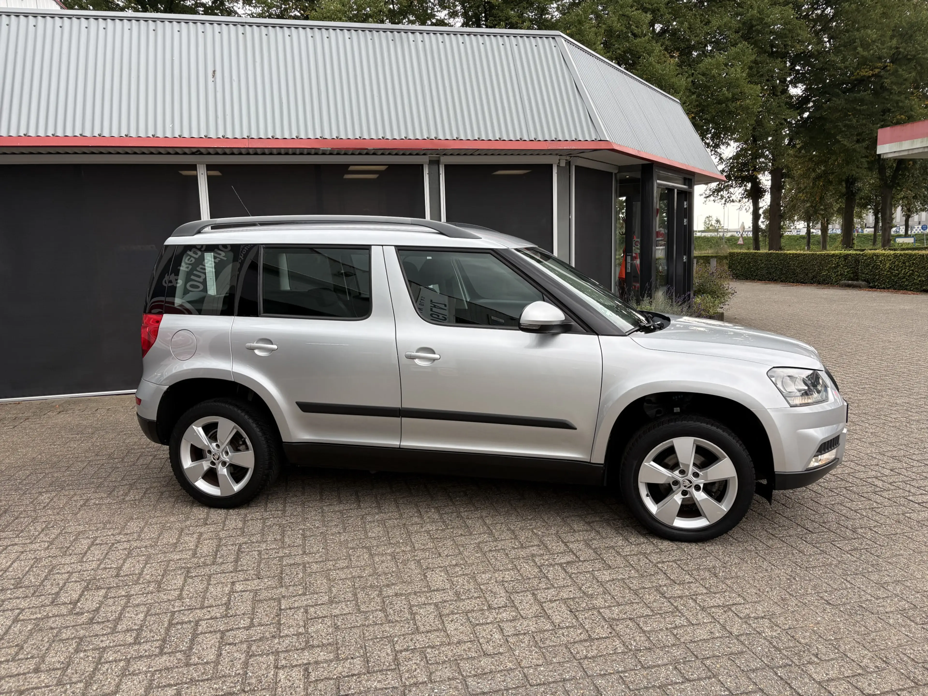 Skoda Yeti 1.2 TSI Ambition — photo 3