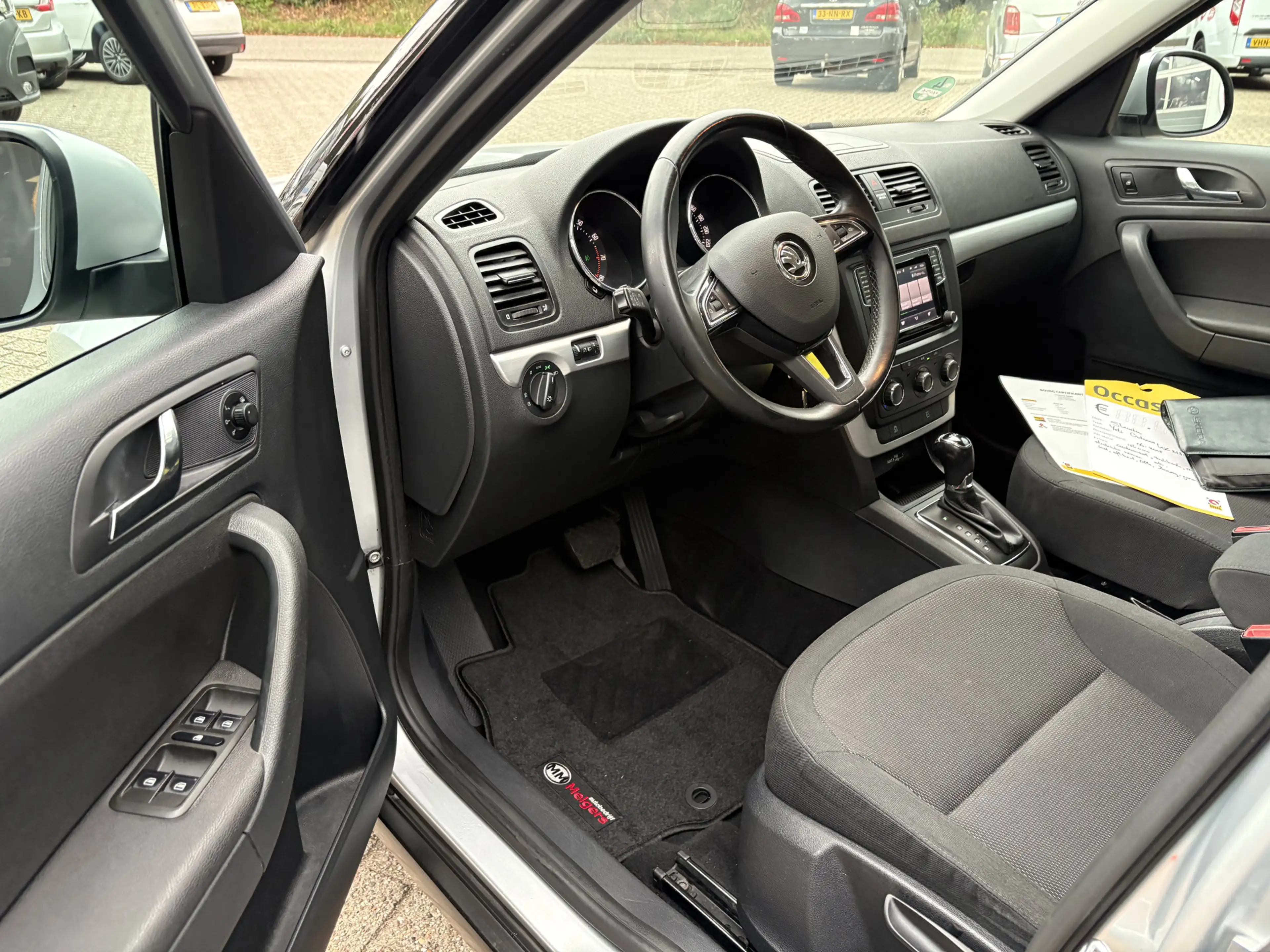 Skoda Yeti 1.2 TSI Ambition — photo 8