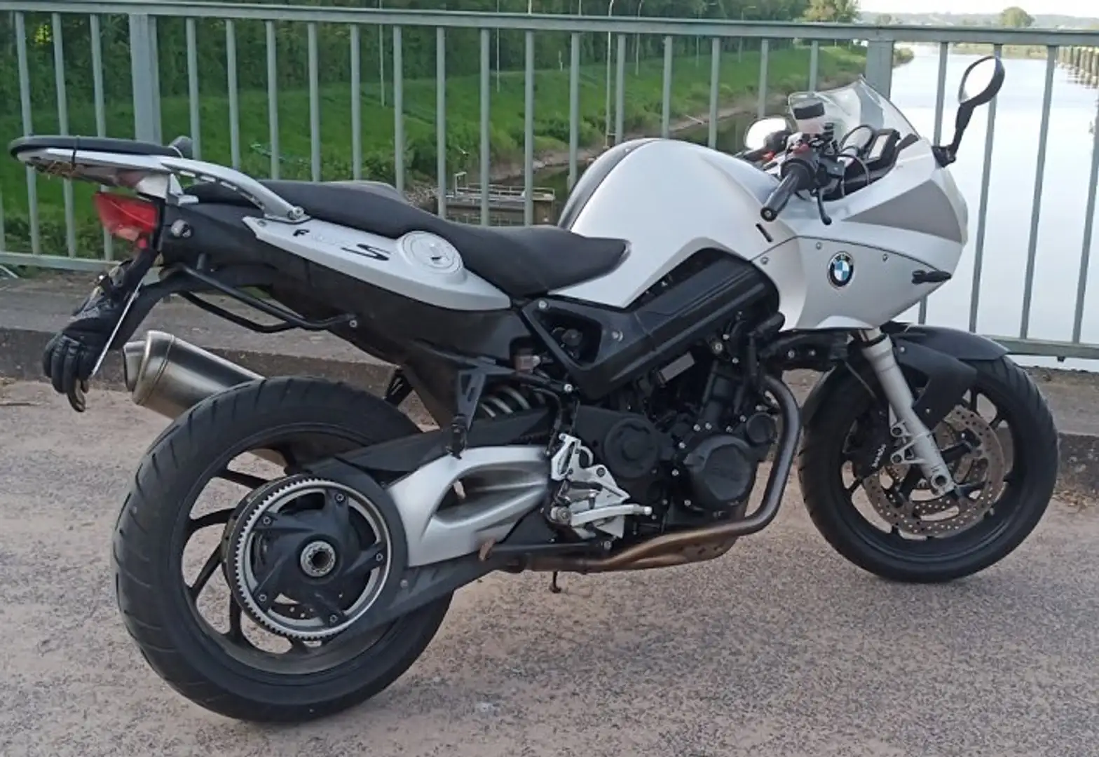 BMW F 800 S E8ST Zilver - 2