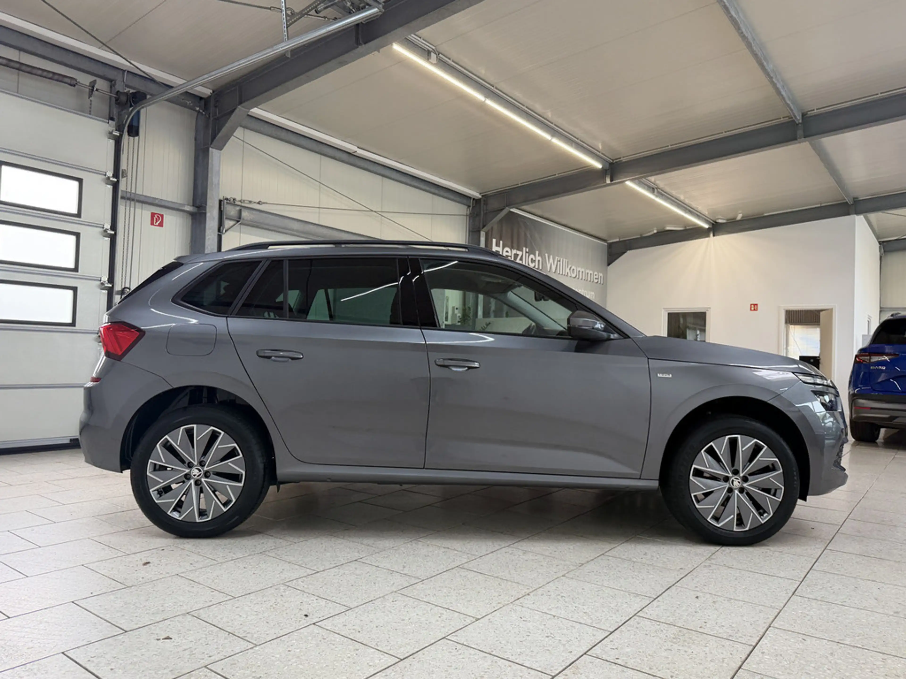 Skoda Kamiq 1.0 TSI Tour DSG KLIMA PDC SHZ NAVI — photo 6