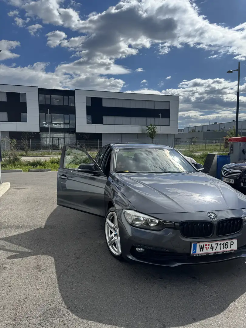 BMW 318 318d Österreich-Paket Aut. - 1