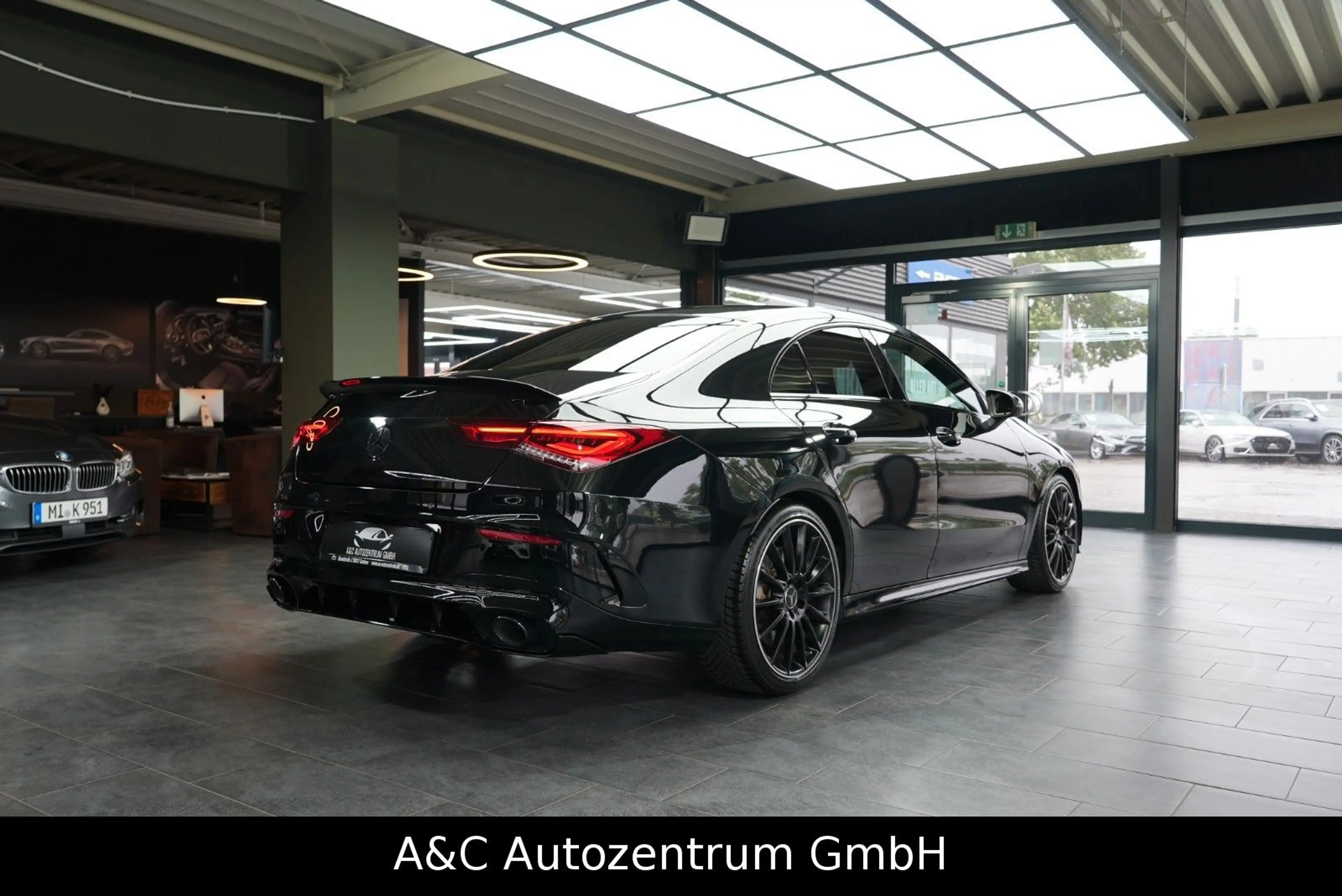 Mercedes-Benz CLA 35 AMG 4-Matic — photo 6