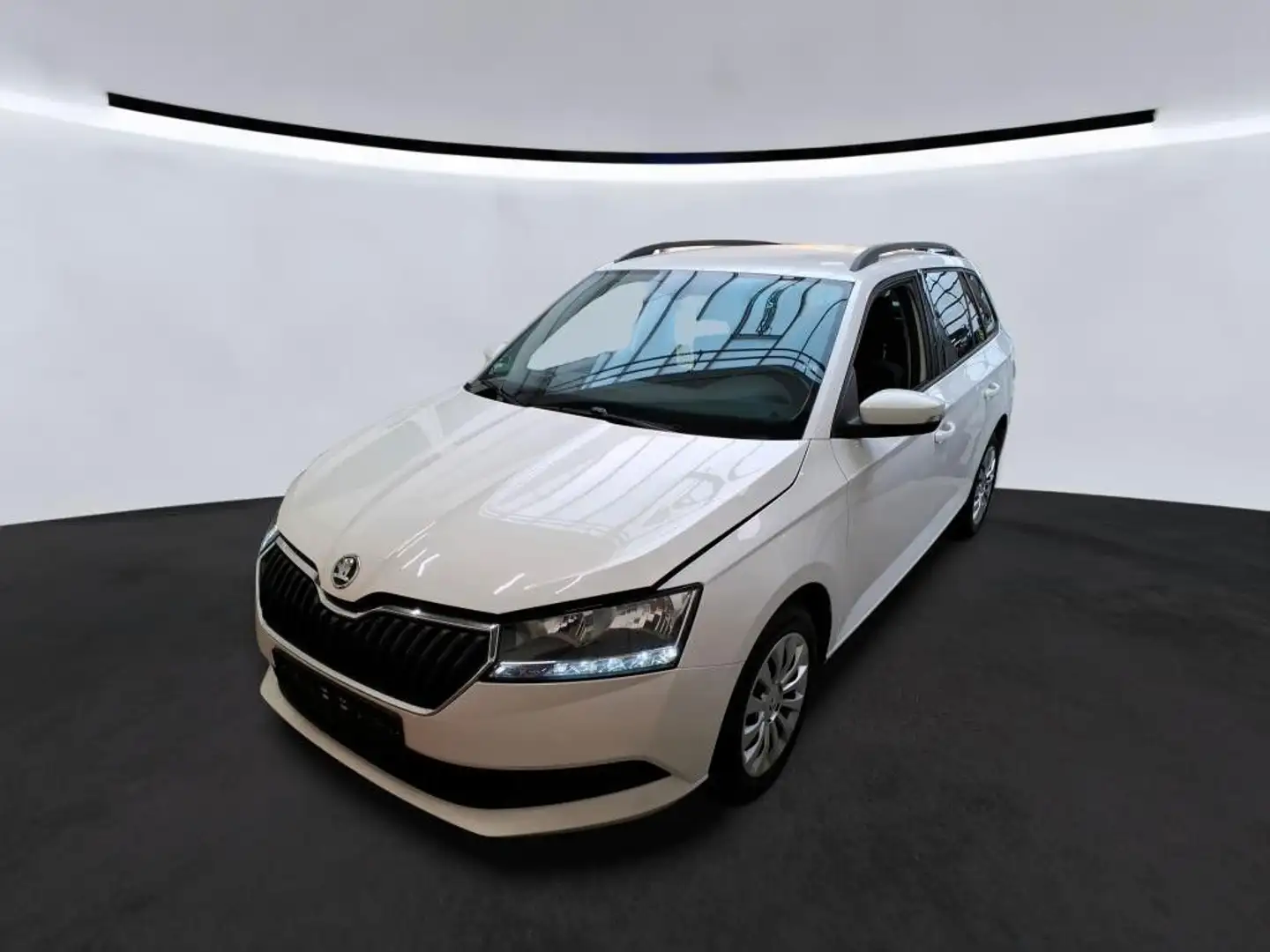 Skoda Fabia Combi Ambition*TEMPOMAT*NAVI*PDC*SHZ Weiß - 1