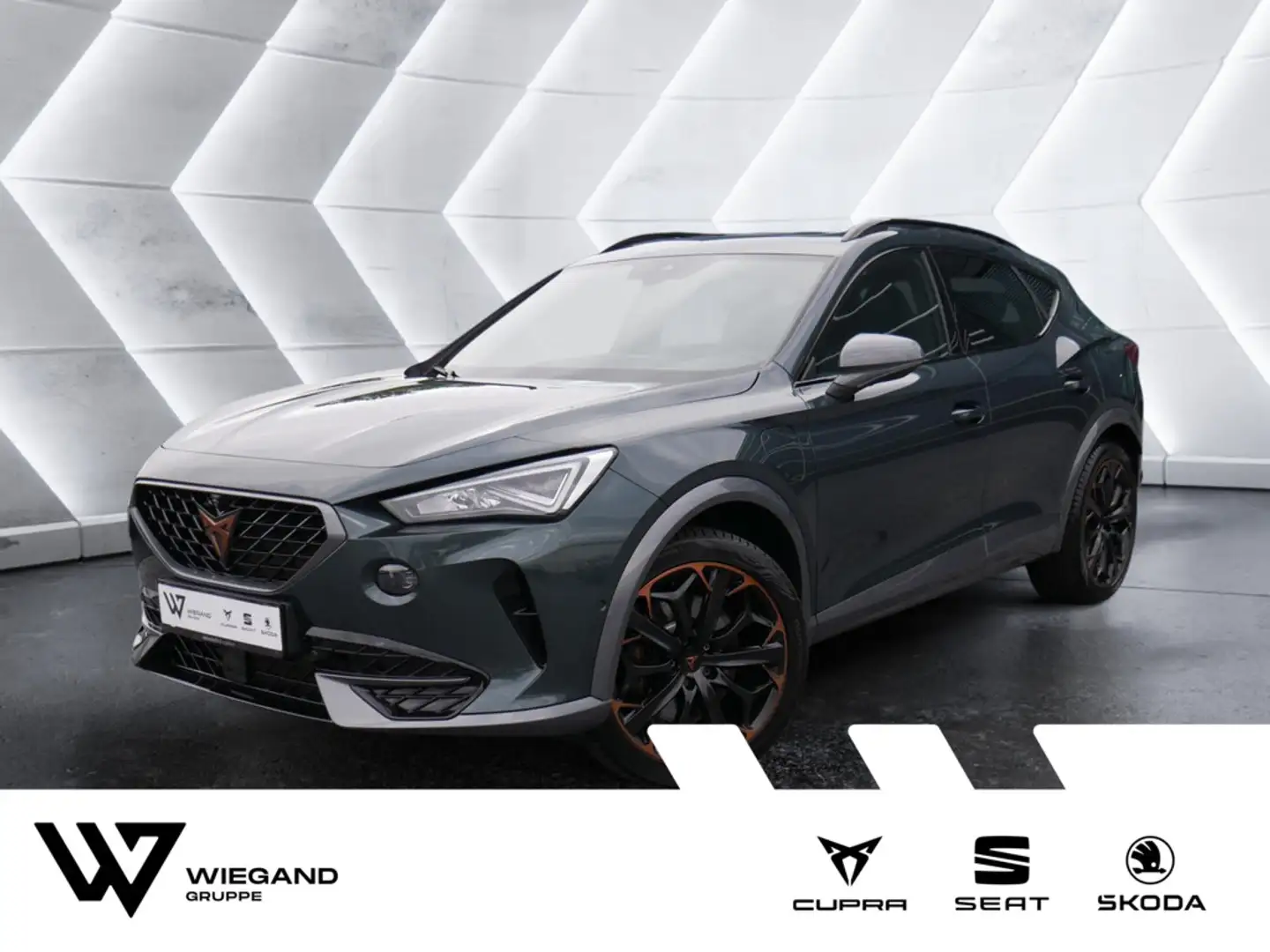 CUPRA Formentor 1.4 TSI VZ e-Hybrid COPPER PANO LED Grün - 1