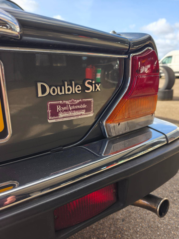 Daimler Double Six 1990