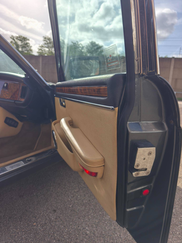 Daimler Double Six 1990