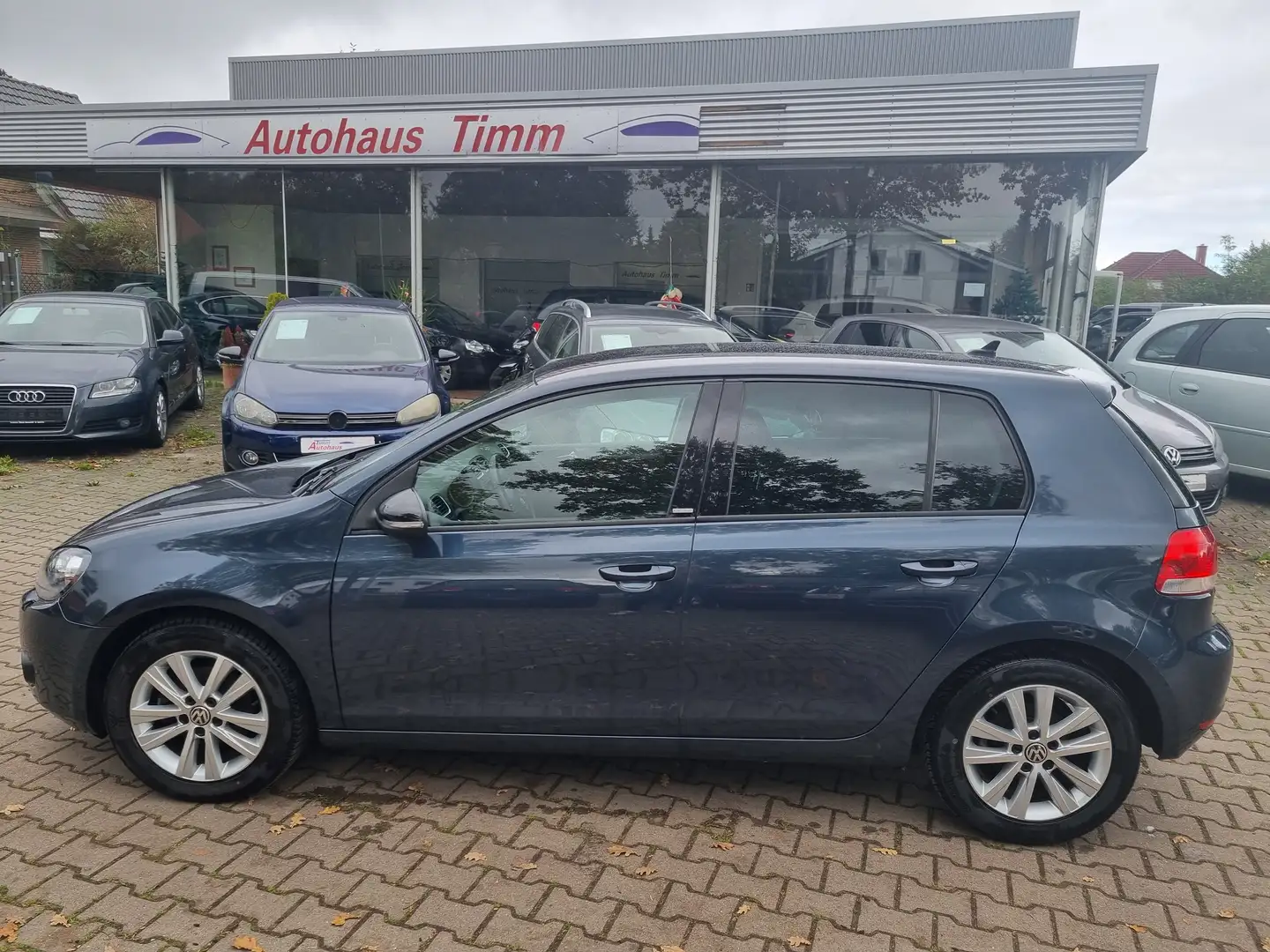 Volkswagen Golf Golf VI Diesel 1.6 TDI DPF Style Blau - 2