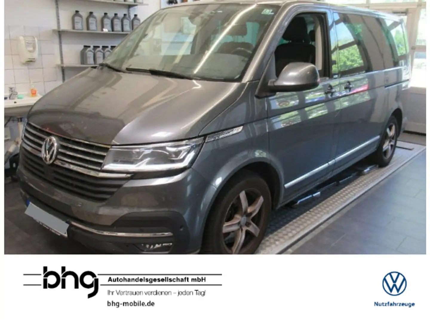 Volkswagen T6 Multivan T6 .1 Multivan kurz DSG Generation S Grijs - 1