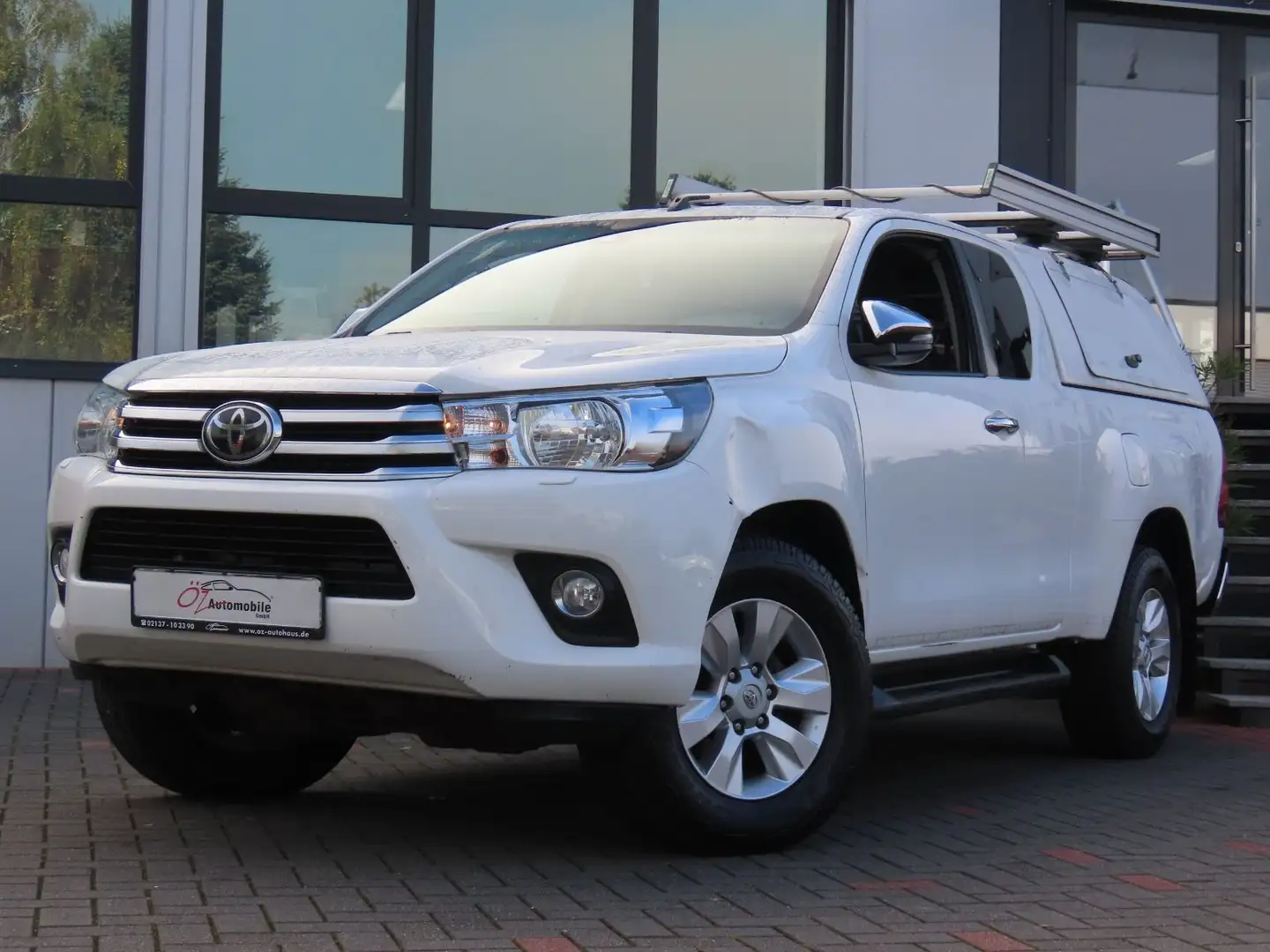Toyota Hilux 2.4 D-4D Extra Cab Duty 4x4 Blanc - 2