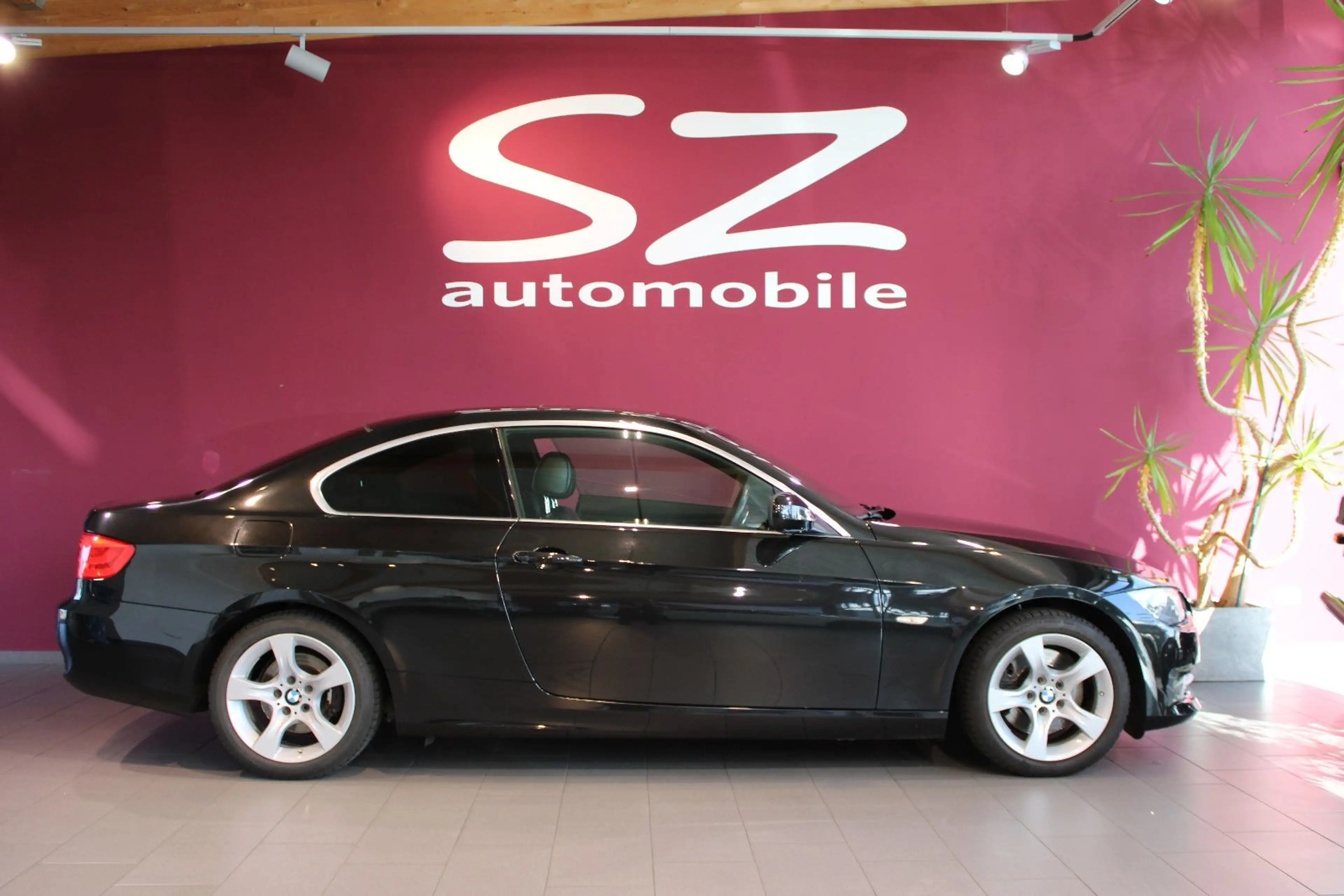 BMW 325 i Coupe Leder PDC SHZ — photo 4