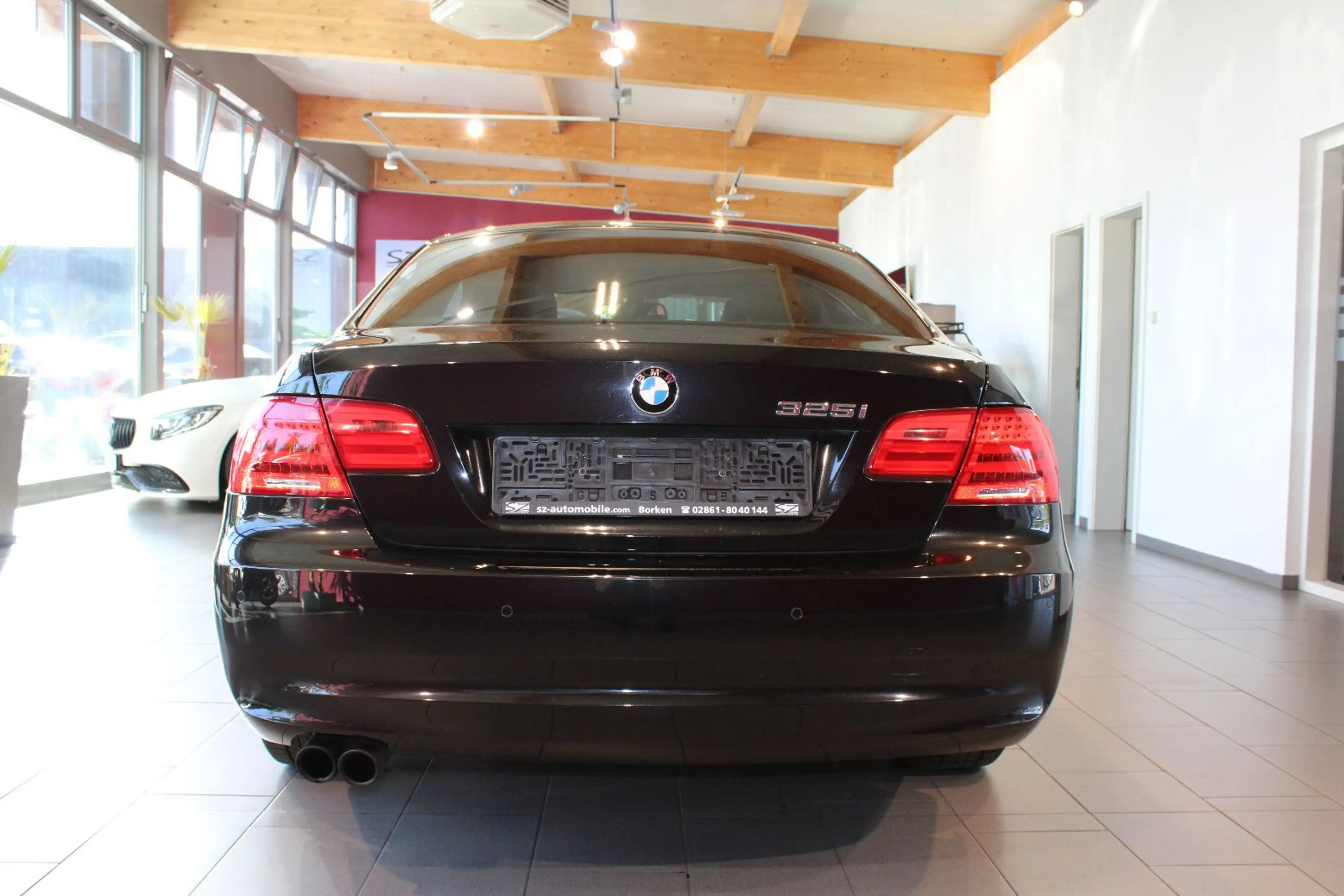 BMW 325 i Coupe Leder PDC SHZ — photo 13