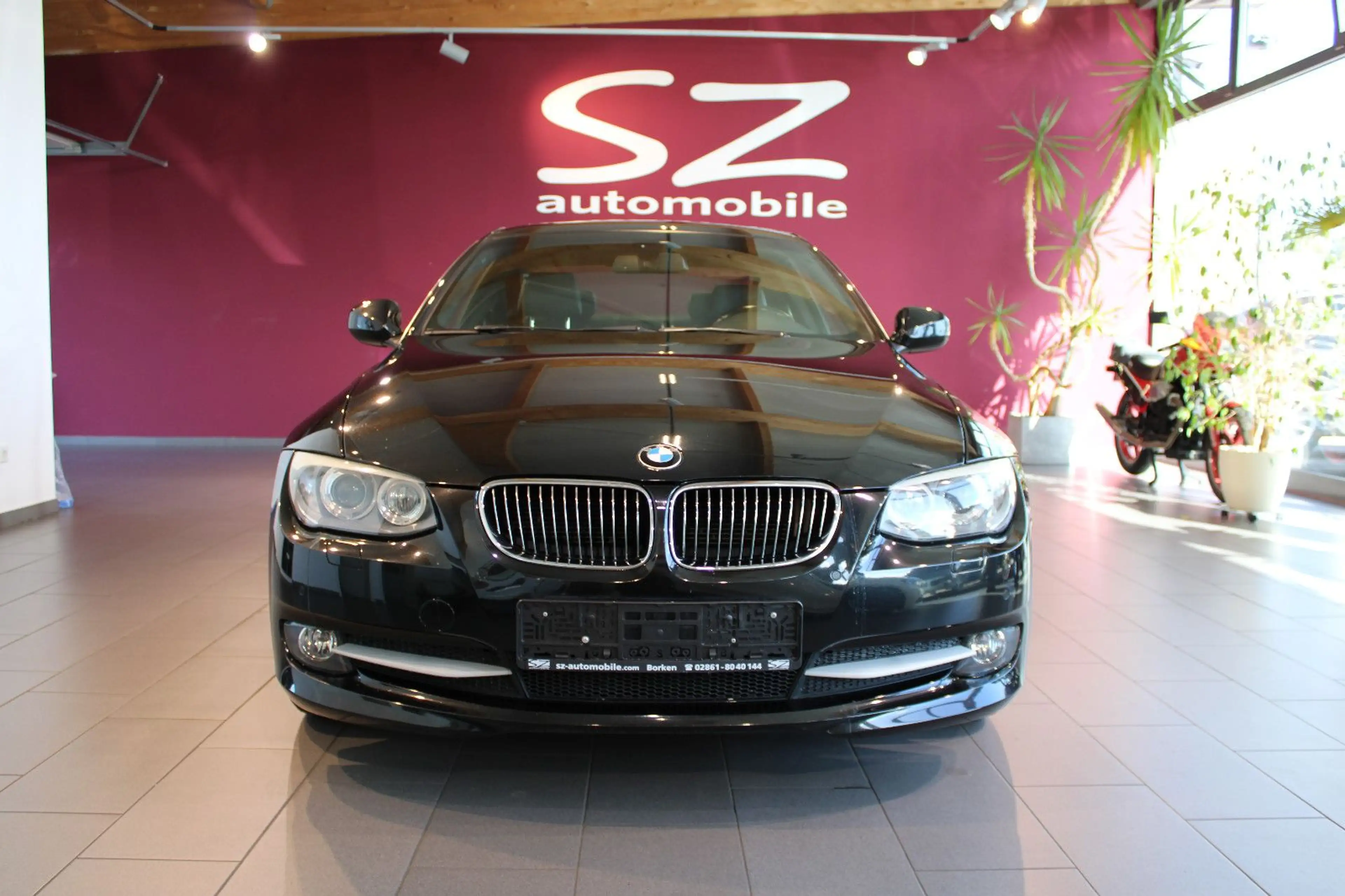 BMW 325 i Coupe Leder PDC SHZ — photo 10