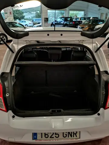 Renault Clio view 8