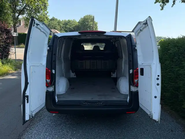 Mercedes-Benz Vito view 7