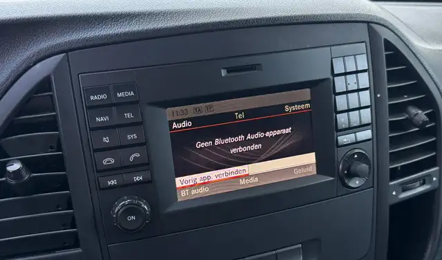 Mercedes-Benz Vito view 12