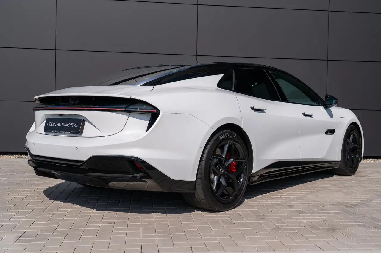 Lotus Emeya 2025