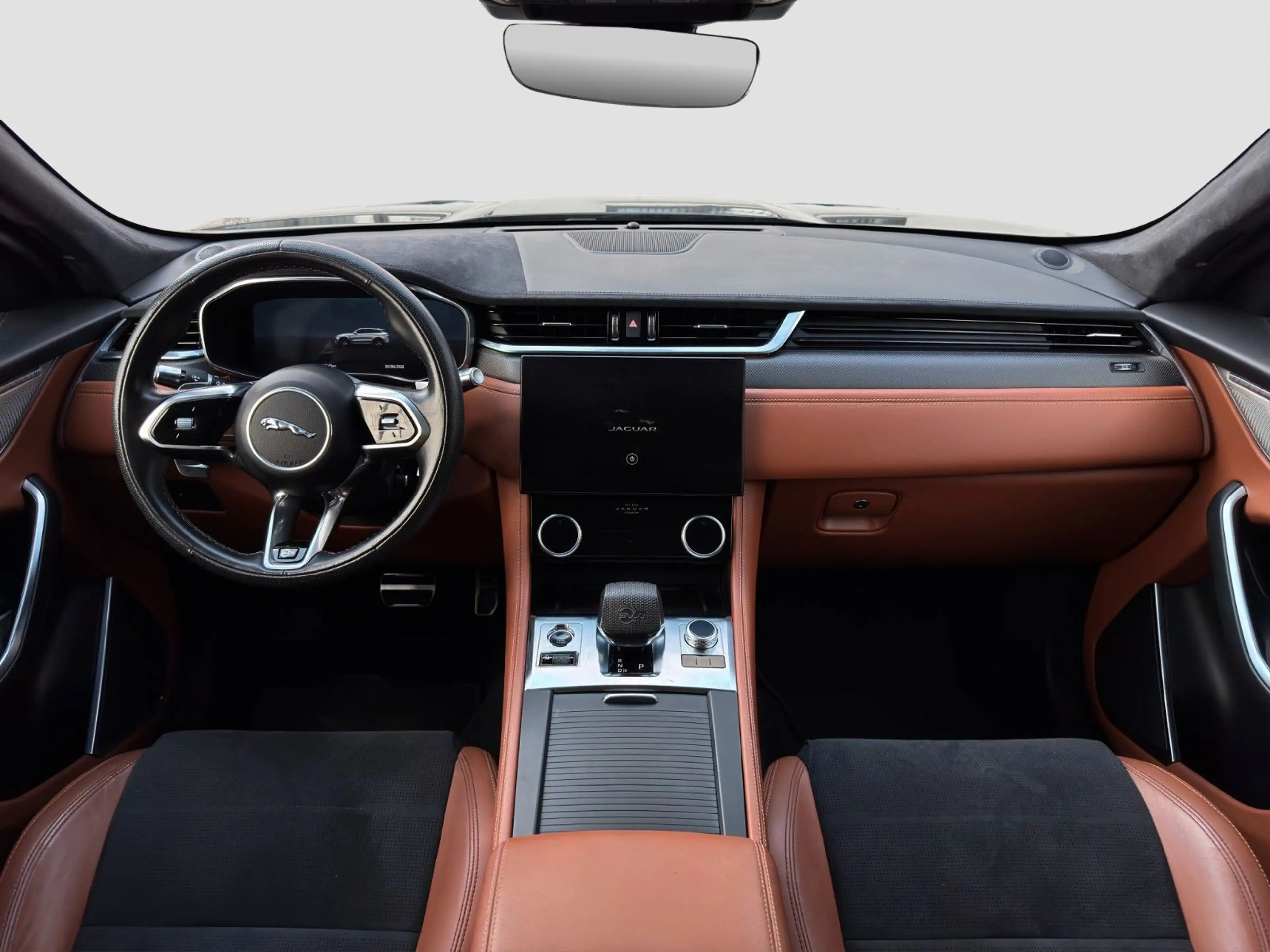 Jaguar F-Pace P550 AWD SVR Meridian|PANO|360°|AHK|ACC — photo 8
