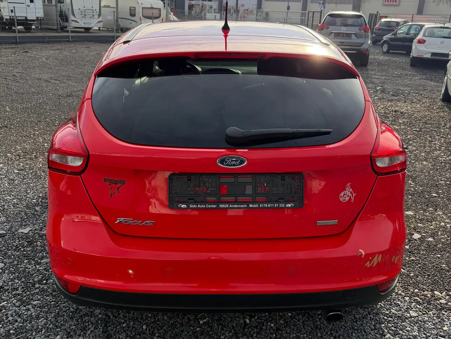 Ford Focus Focus  1.5 EcoBoost Start-Stopp-SBusiness Edition Rot - 2