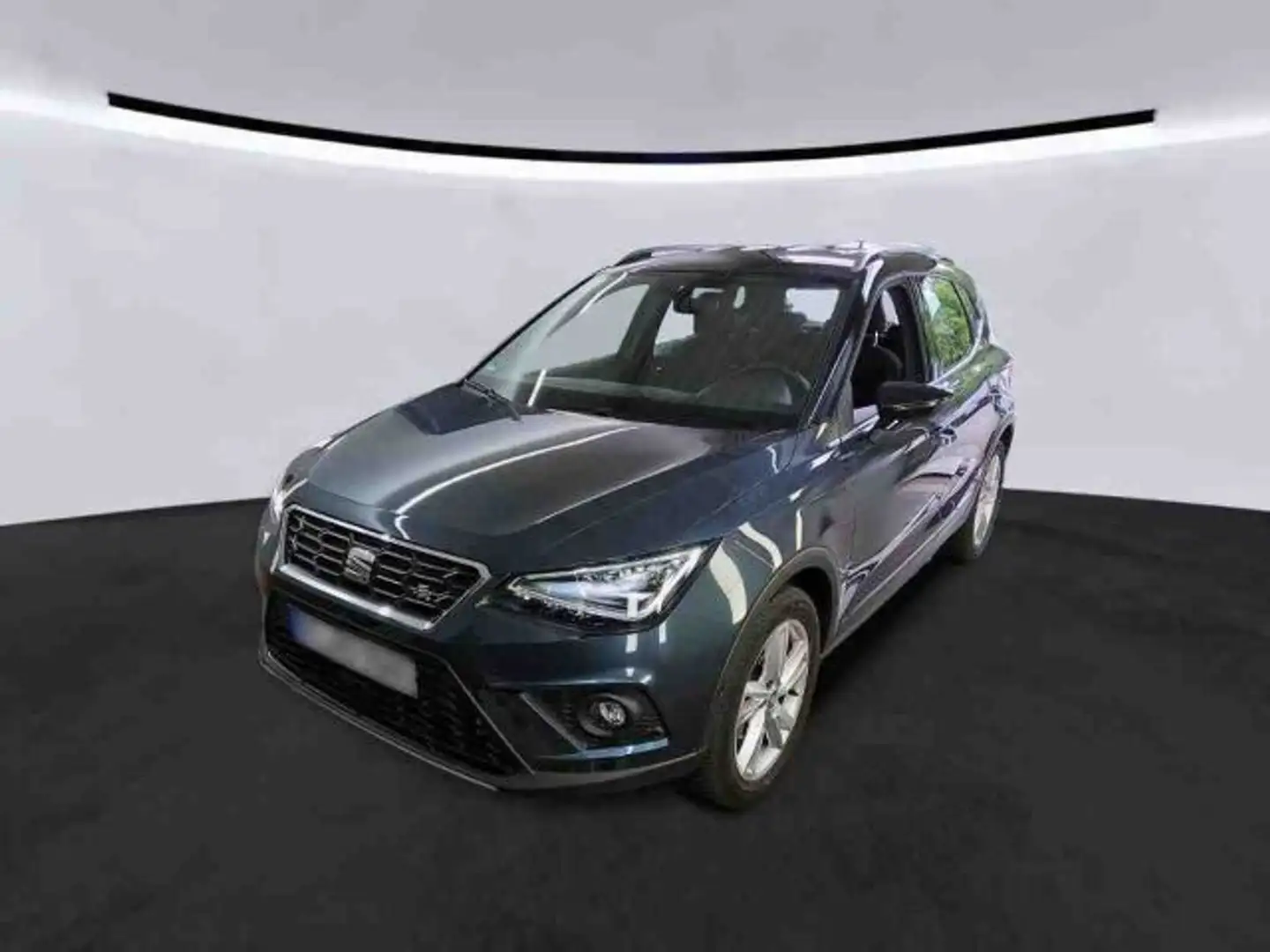 SEAT Arona 1.0 TSI FR AHK Beats ACC Kamera Navi LED Grau - 2