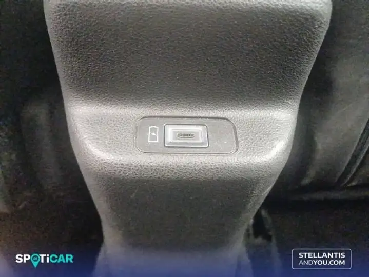 Jeep Avenger 2023, foto 24
