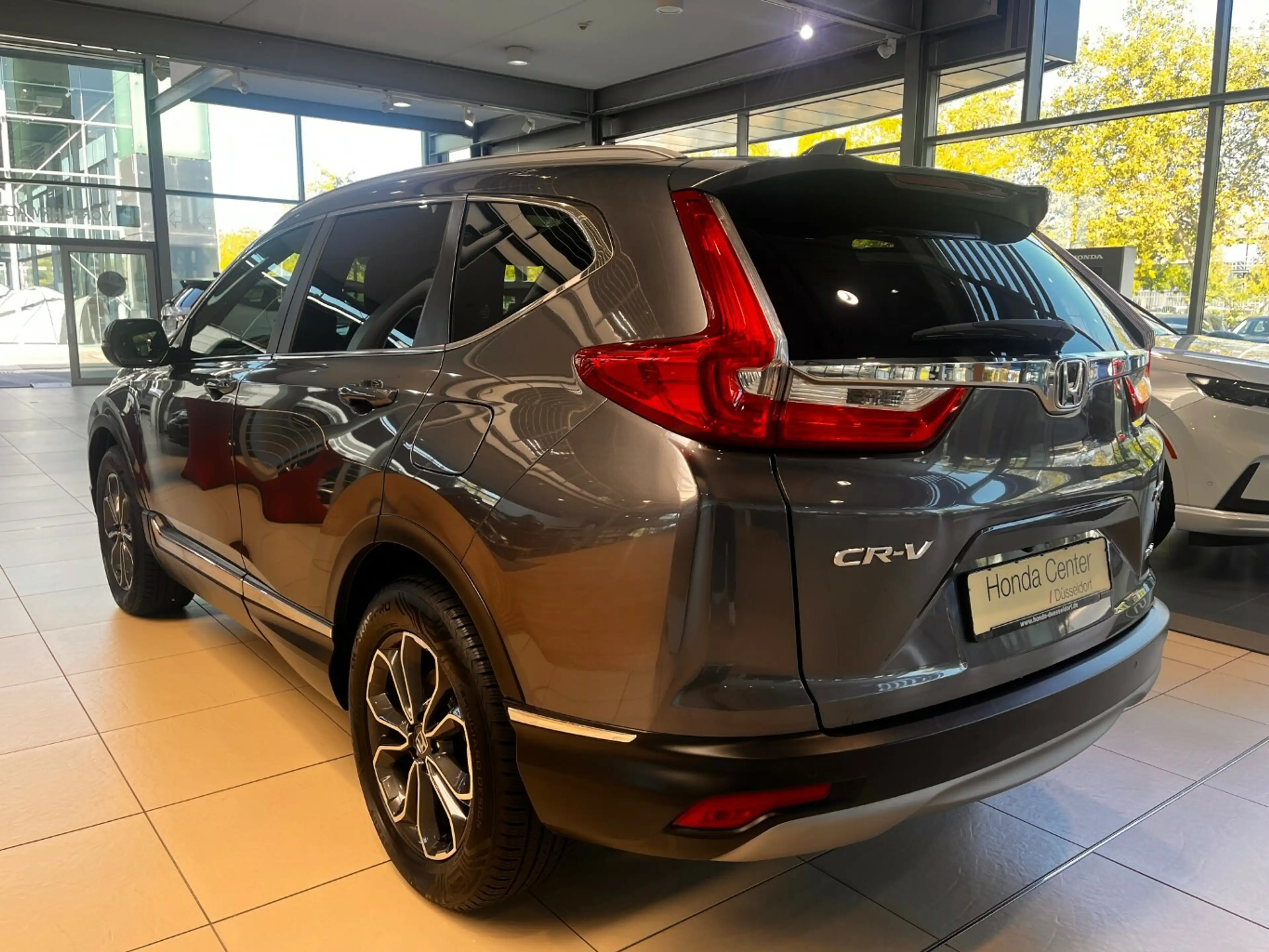 Honda CR-V 2.0 HYBRID 4WD Executive Pano|HUD|LED — photo 6