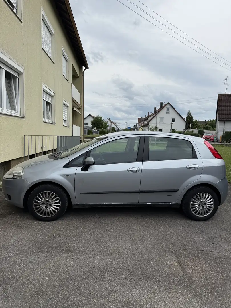 Fiat Grande Punto 1.4 8V Dynamic - 1