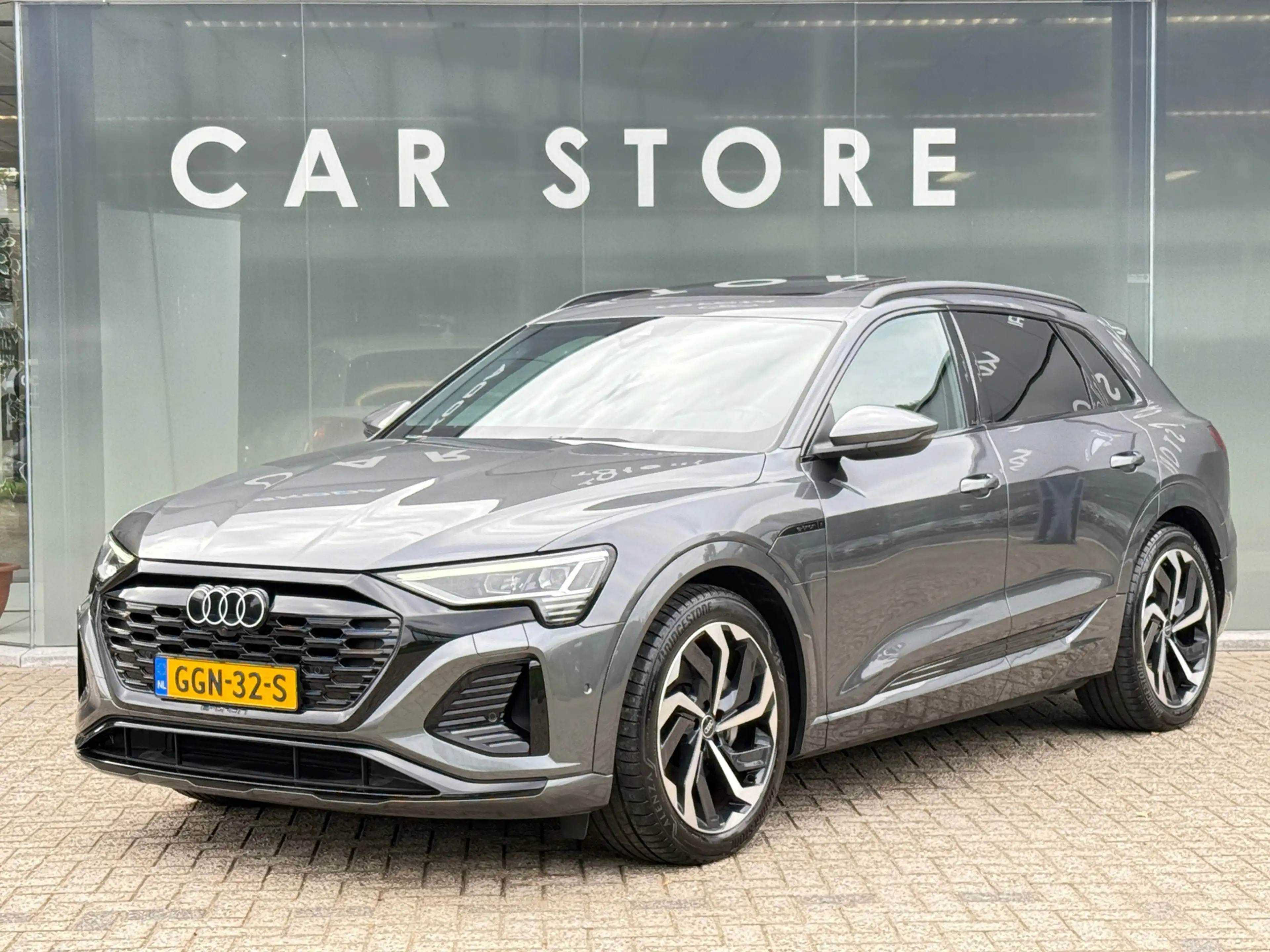 Audi Q8 e-tron 50 QUATRRO S-LINE 95 kWh 94% SOH VOL UITGEVOERD