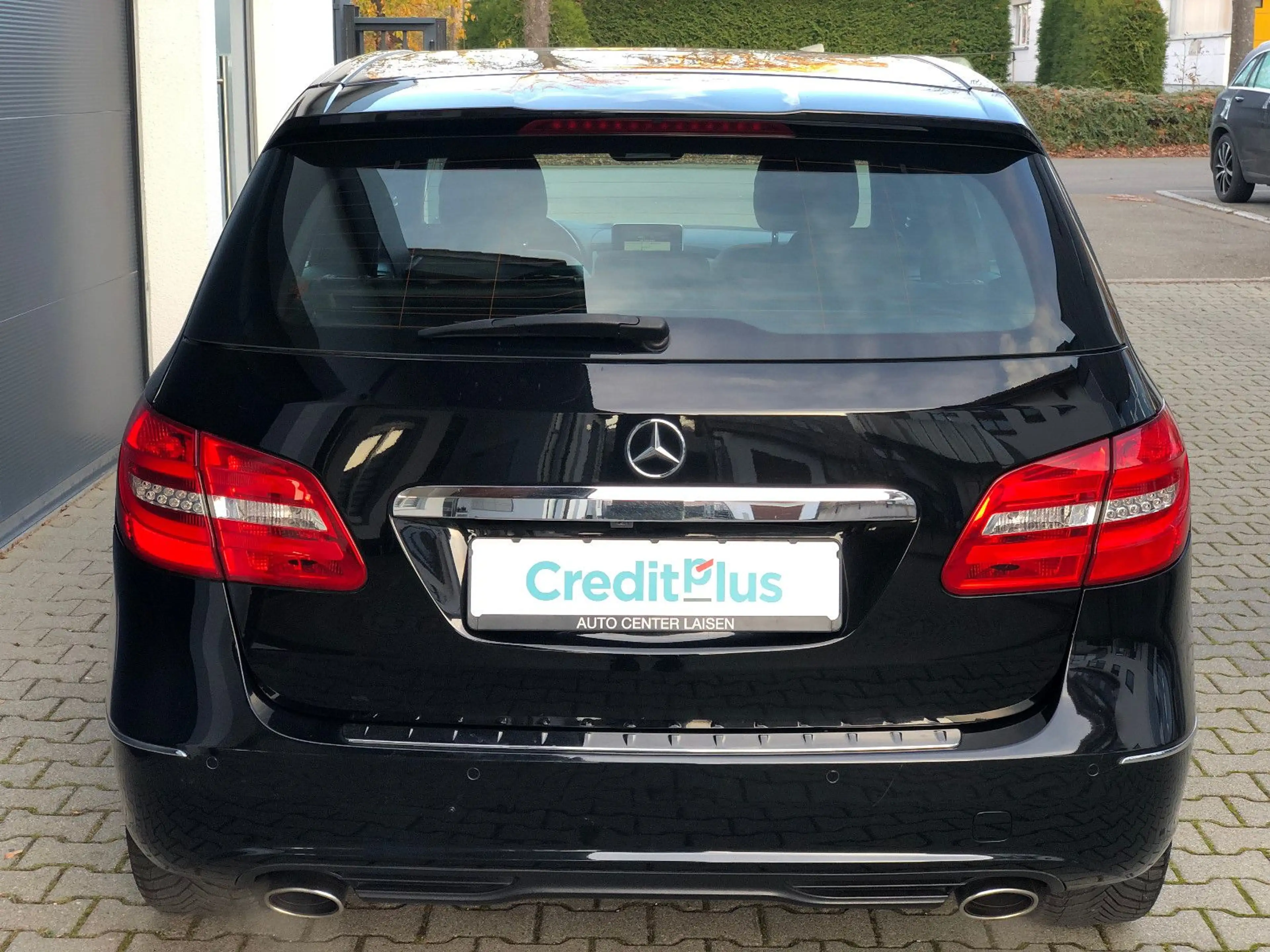 Mercedes-Benz B 220 Sport 4M LED Kam. Leder Pano Standheiz. — photo 6