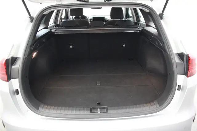 Kia Ceed view 11