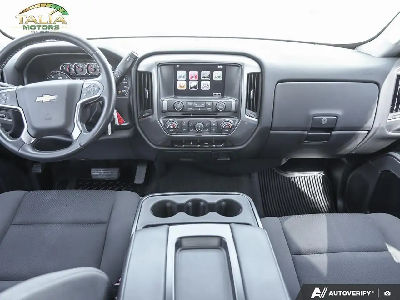 Chevrolet Silverado 1500 снимка Chevrolet Silverado 1500