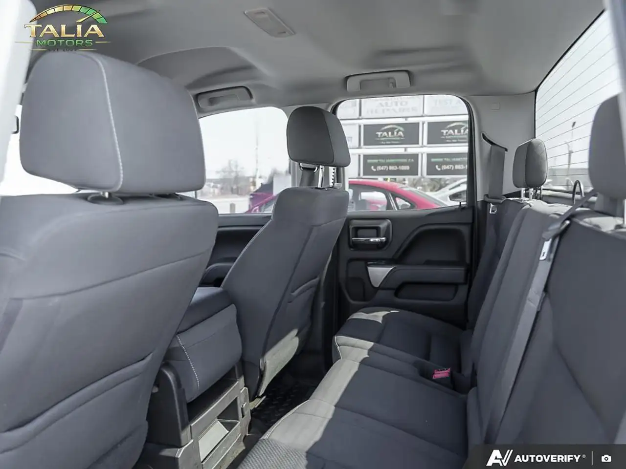 Chevrolet Silverado 1500 снимка Chevrolet Silverado 1500