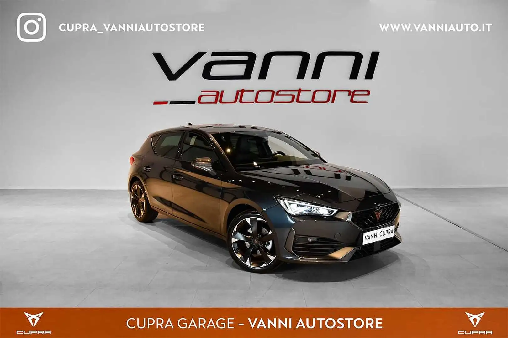 CUPRA Leon 1.5 Hybrid 150 CV DSG Grigio - 1