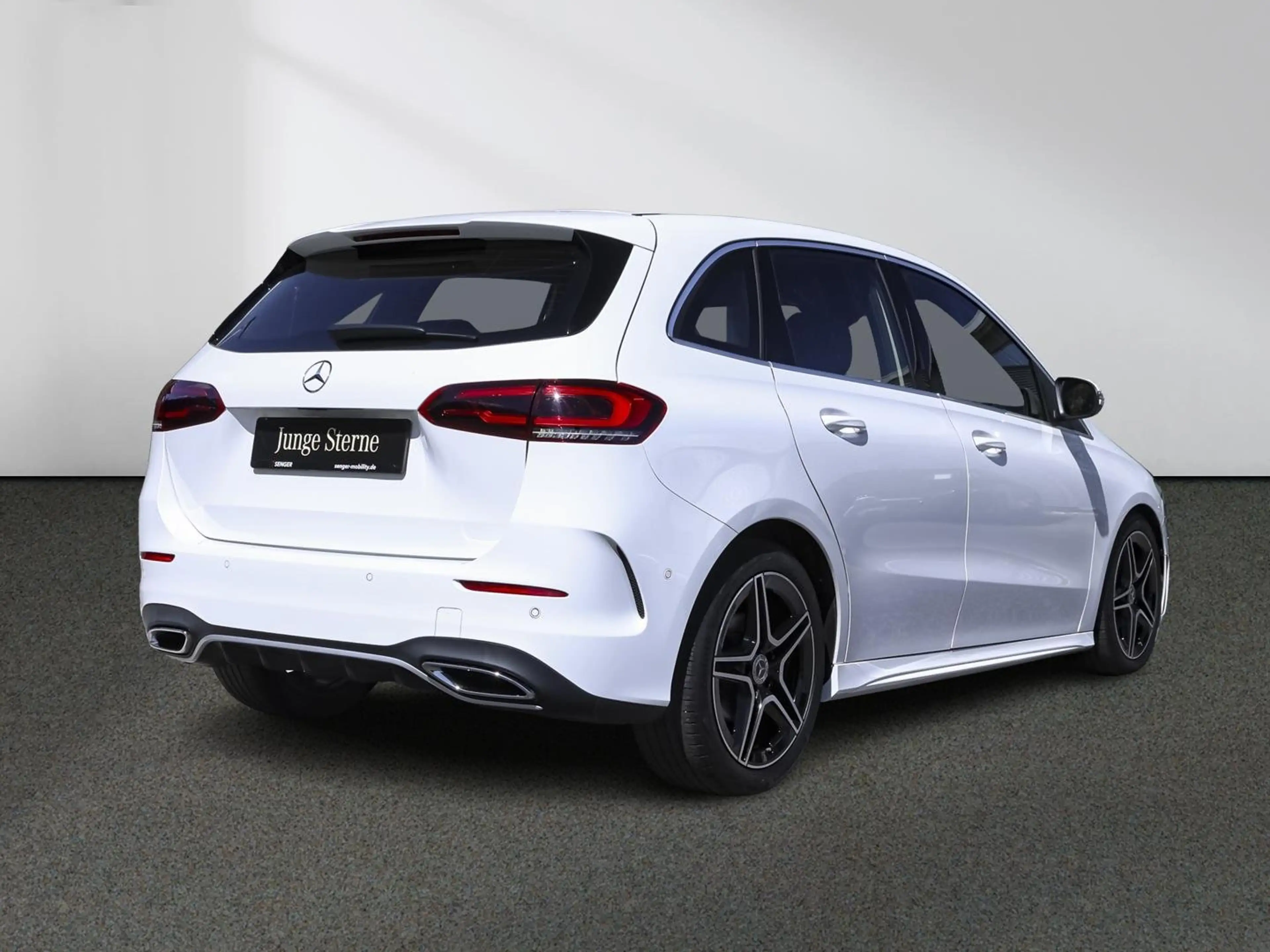 Mercedes-Benz B 200 d AMG Distronic Rückfahrkamera Multibeam — photo 3