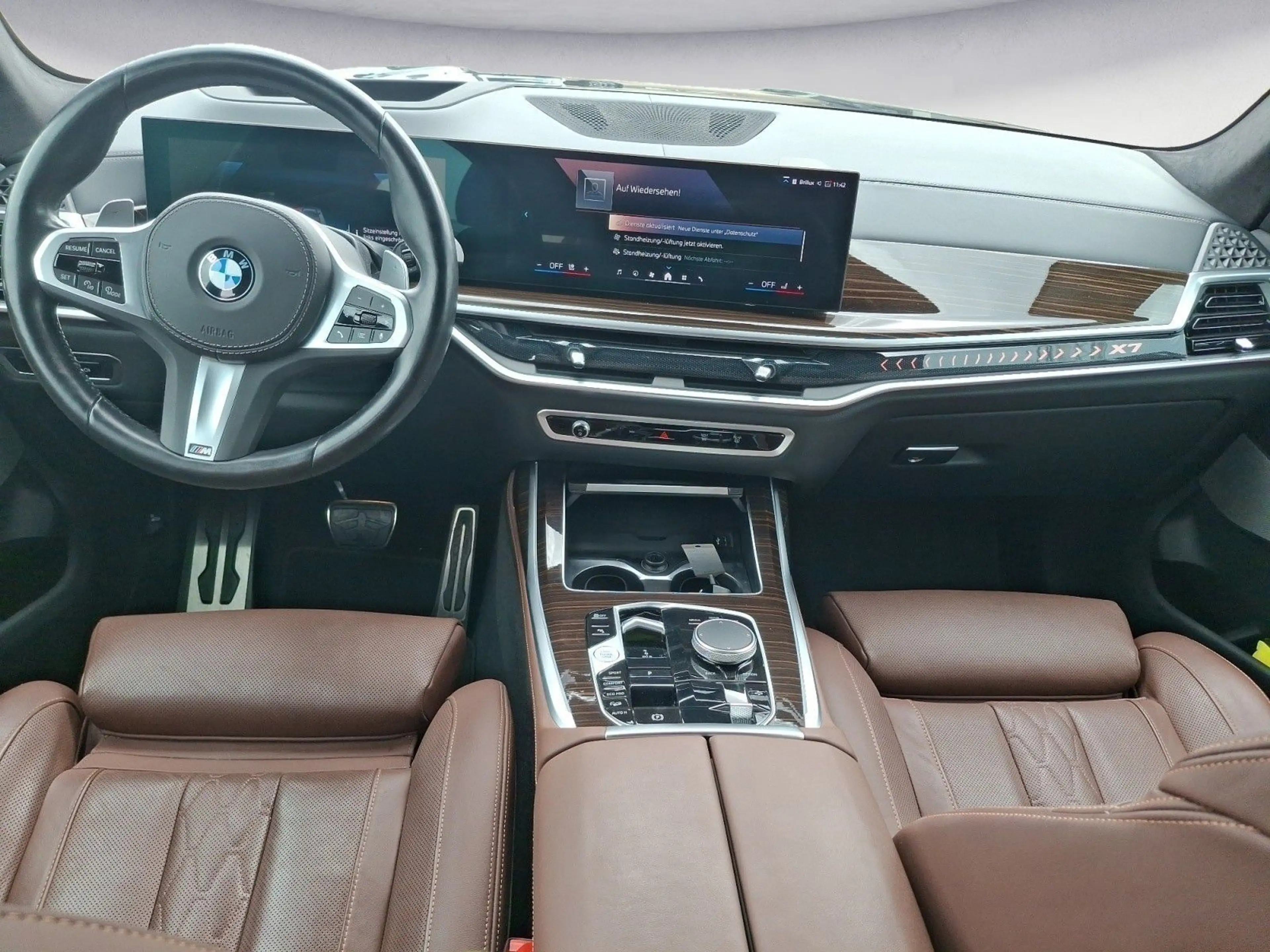 BMW X7 xDrive40i Navi Leder Tempom.aktiv Panoramadac — photo 12