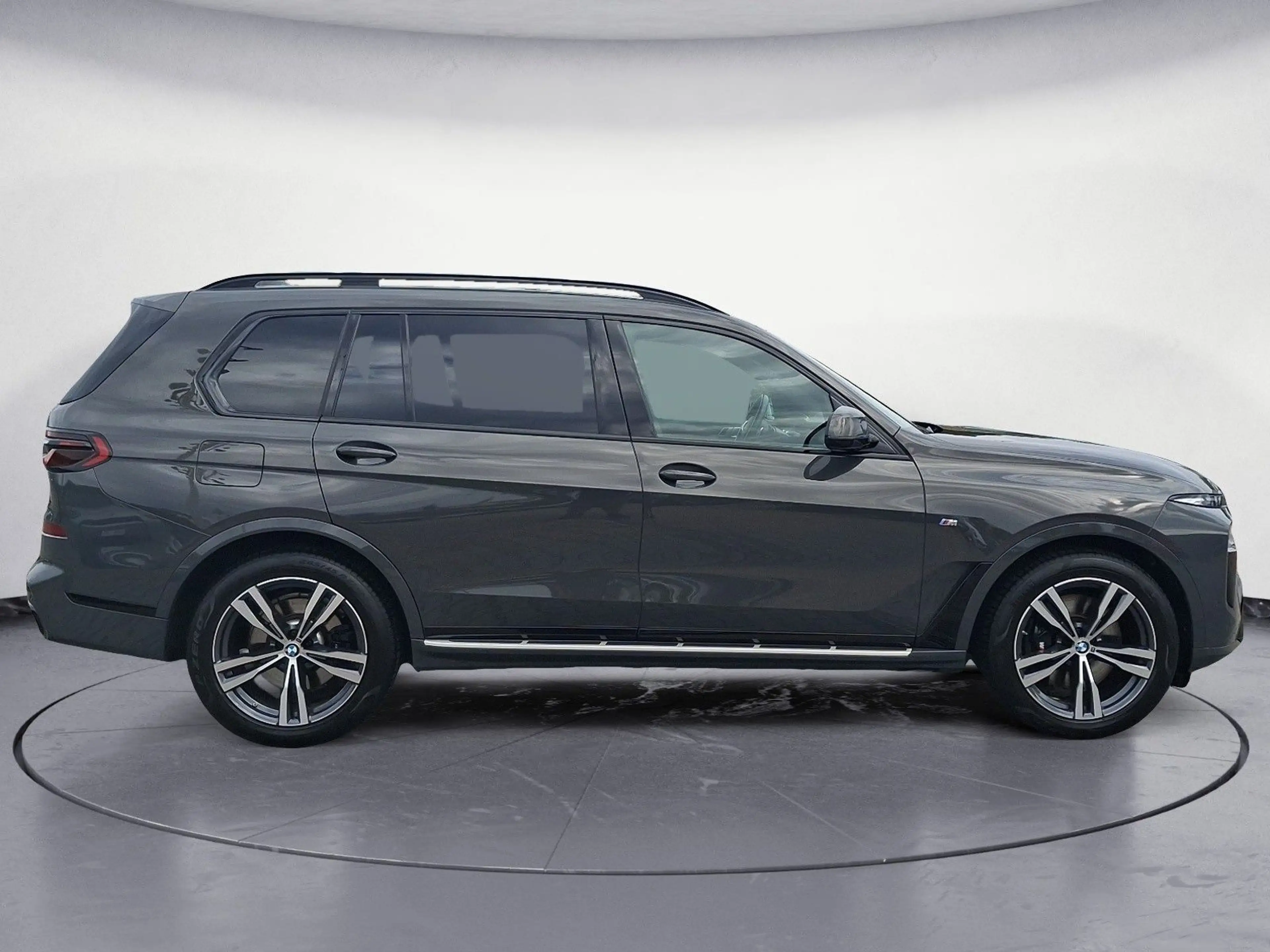 BMW X7 xDrive40i Navi Leder Tempom.aktiv Panoramadac — photo 6