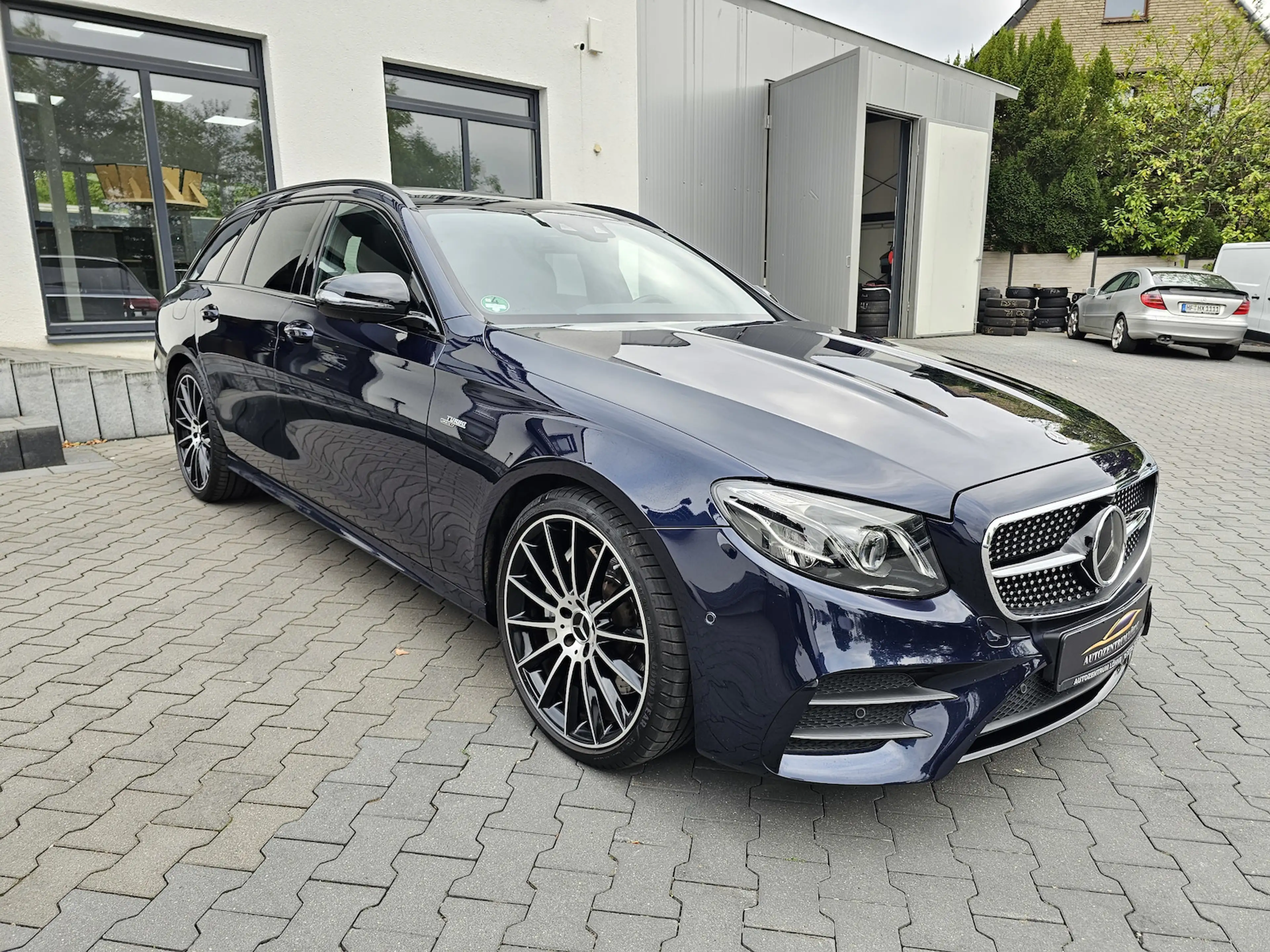 Mercedes-Benz E 53 AMG T 4Matic+ NIGHT PANO AHK 360° — photo 3