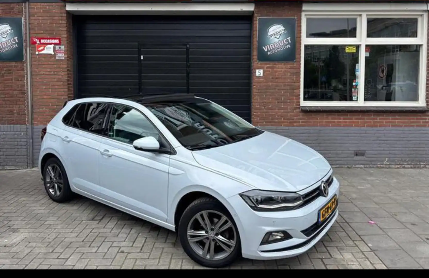 Volkswagen Polo 1.0 TSI Beats Biały - 1