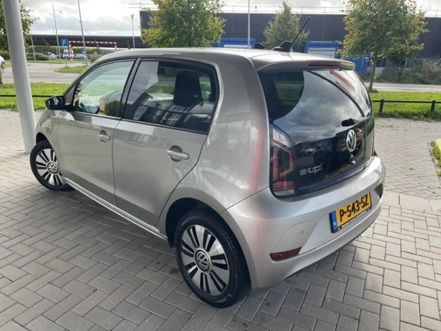 Volkswagen e-up! E-UP! !SUBSIDIE €2.000,- euro! € 10.950,- Gris - 2