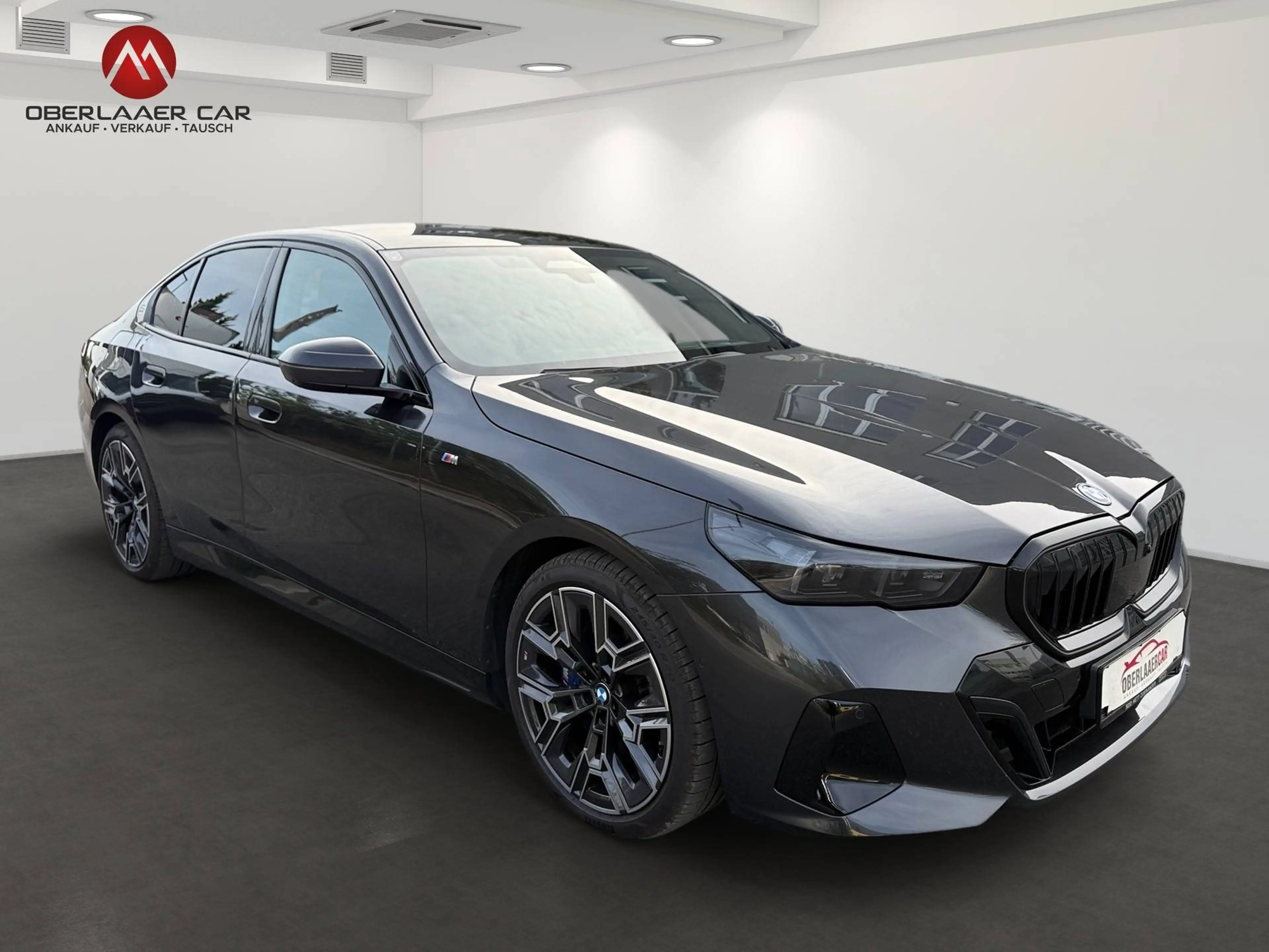 BMW 550 550 e xDrive M Sport | 20% Mwst | Panorama | VOLL | — photo 3
