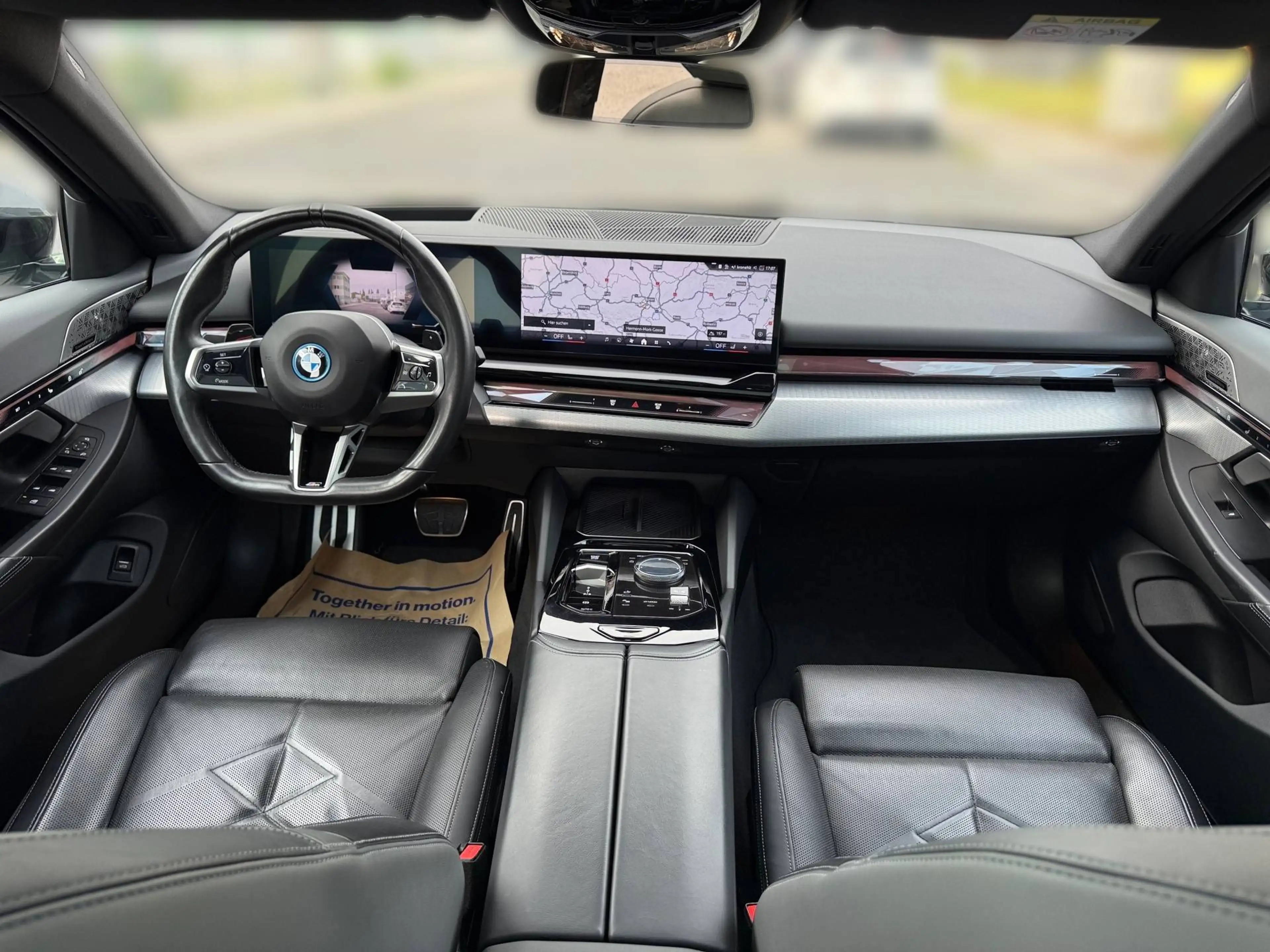BMW 550 550 e xDrive M Sport | 20% Mwst | Panorama | VOLL | — photo 11